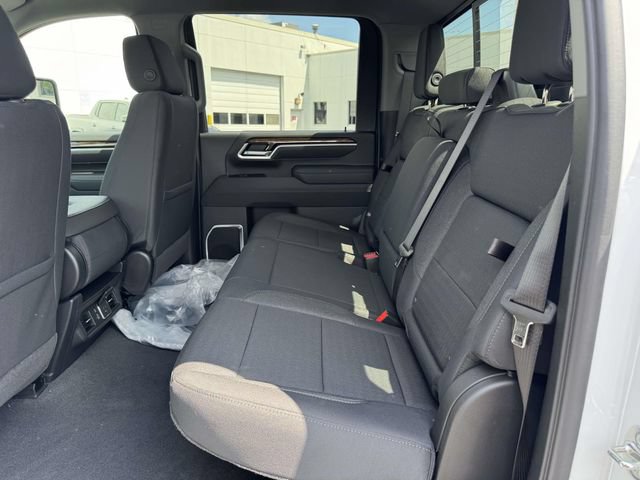 New 2026 GMC Sierra 3500 SLE w/ Preferred Package AWD/4WD image 8