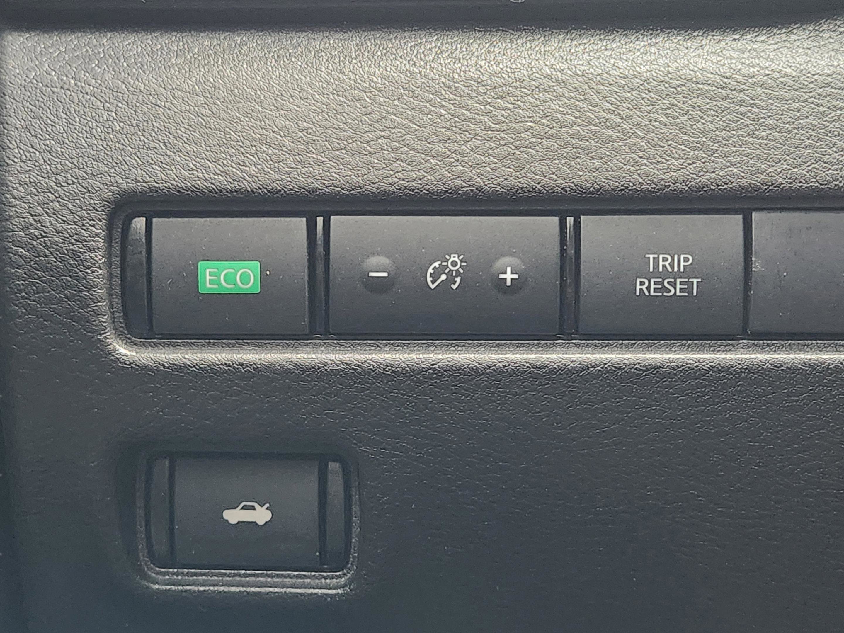 Used 2024 Nissan Sentra SV image 23