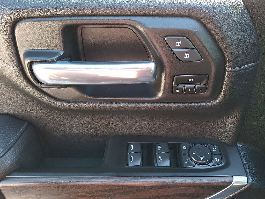 Used 2021 GMC Sierra 1500 Denali w/ Denali Ultimate Package image 10