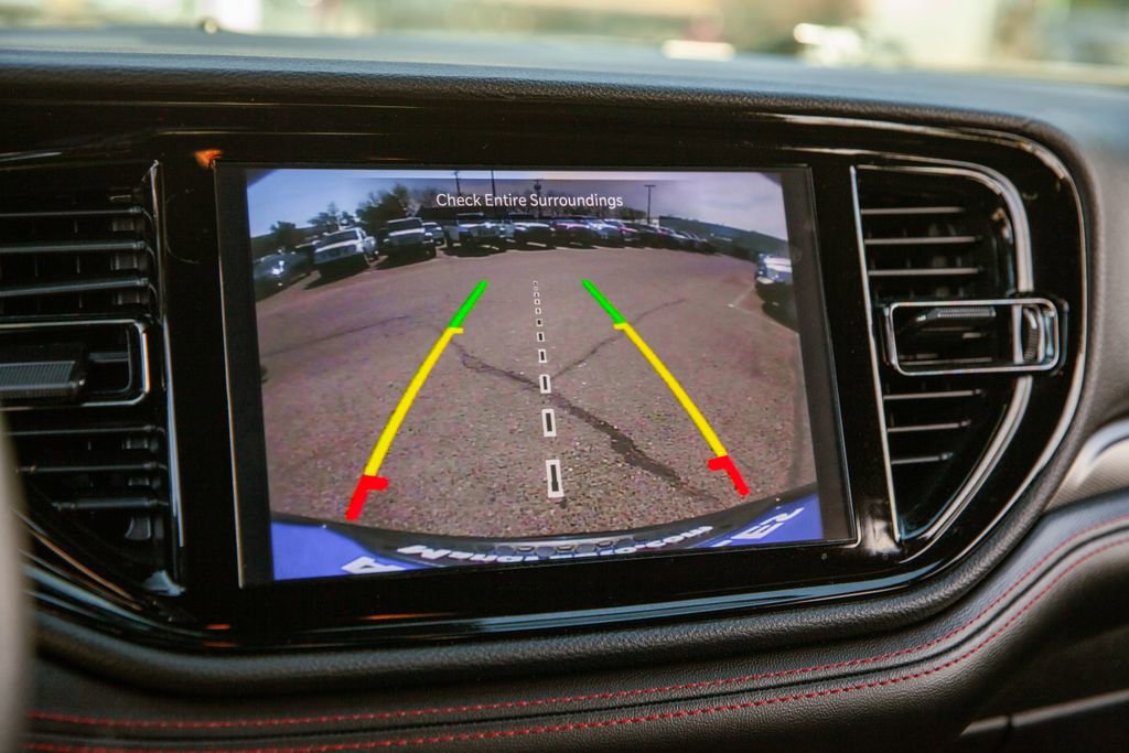 Used 2025 Dodge Durango GT image 17