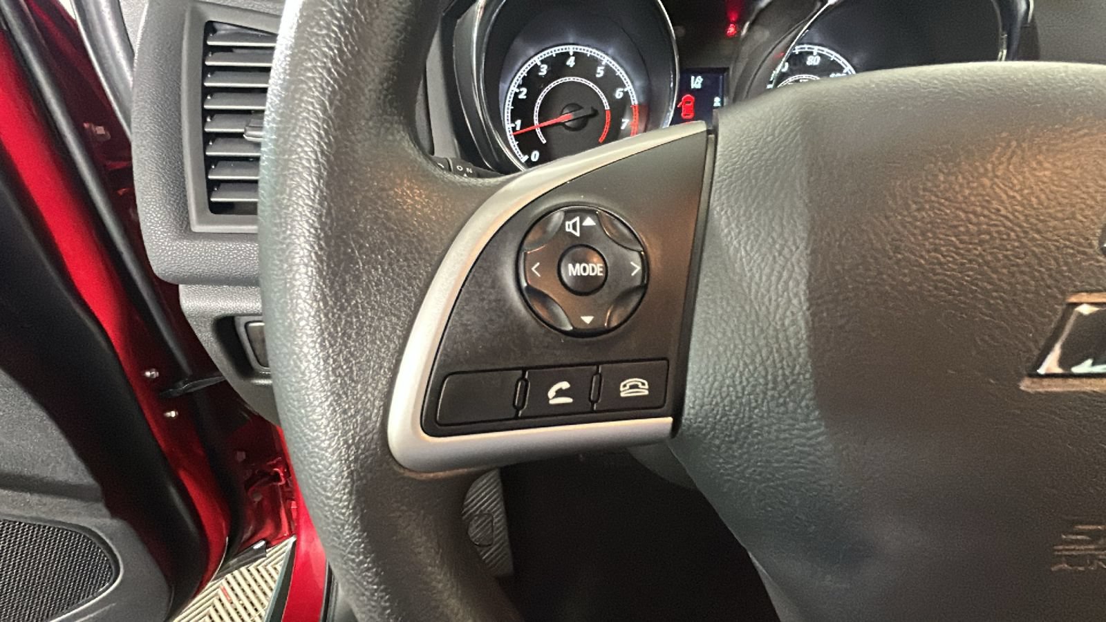 Used 2025 Mitsubishi Outlander Sport ES AWD/4WD image 18