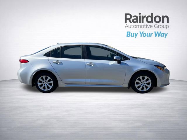Used 2025 Toyota Corolla LE image 10