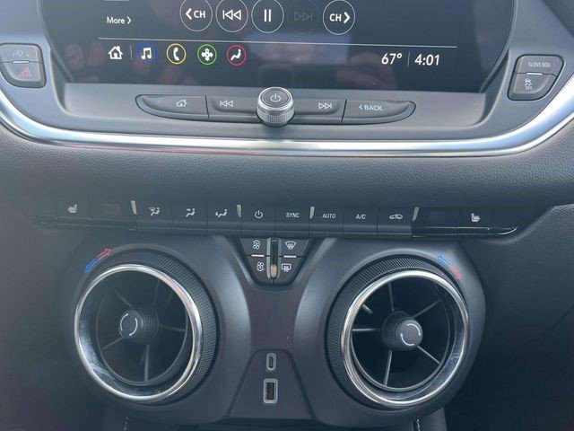 Used 2025 Chevrolet Blazer LT FWD image 24