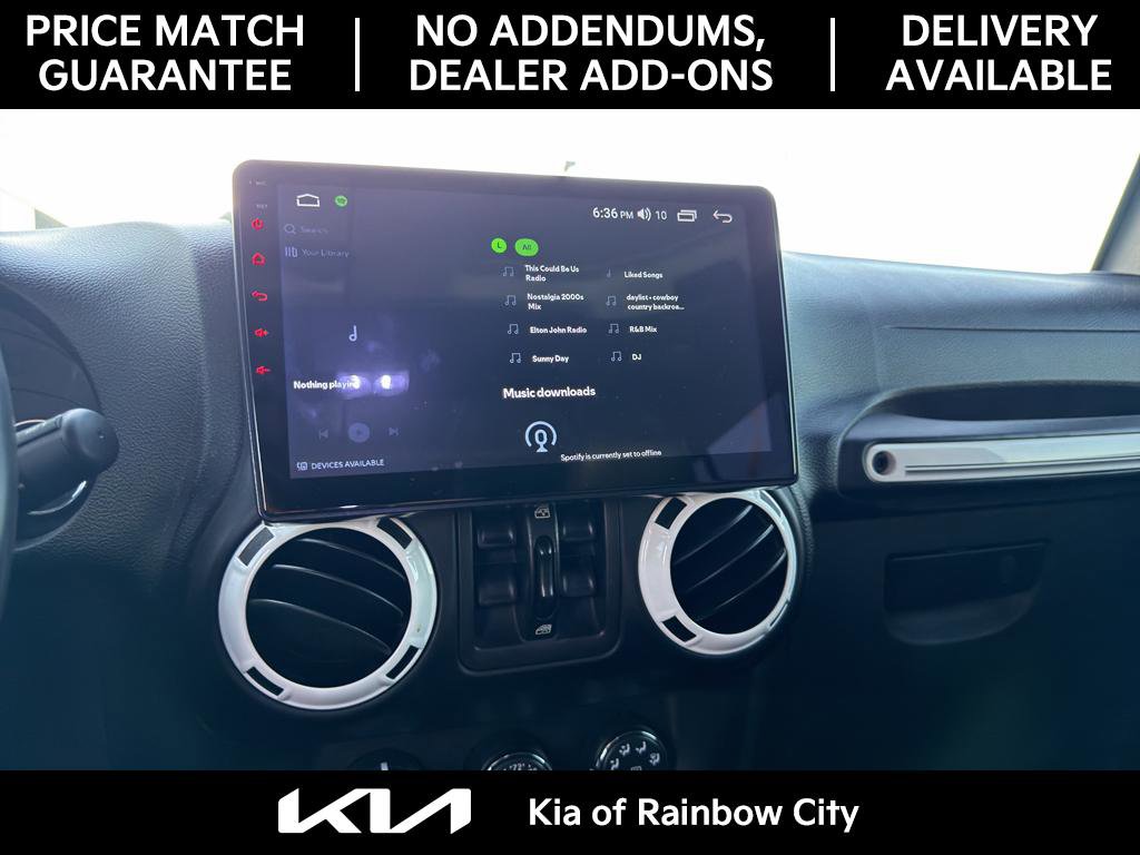 Used 2015 Jeep Wrangler Unlimited Sahara image 20