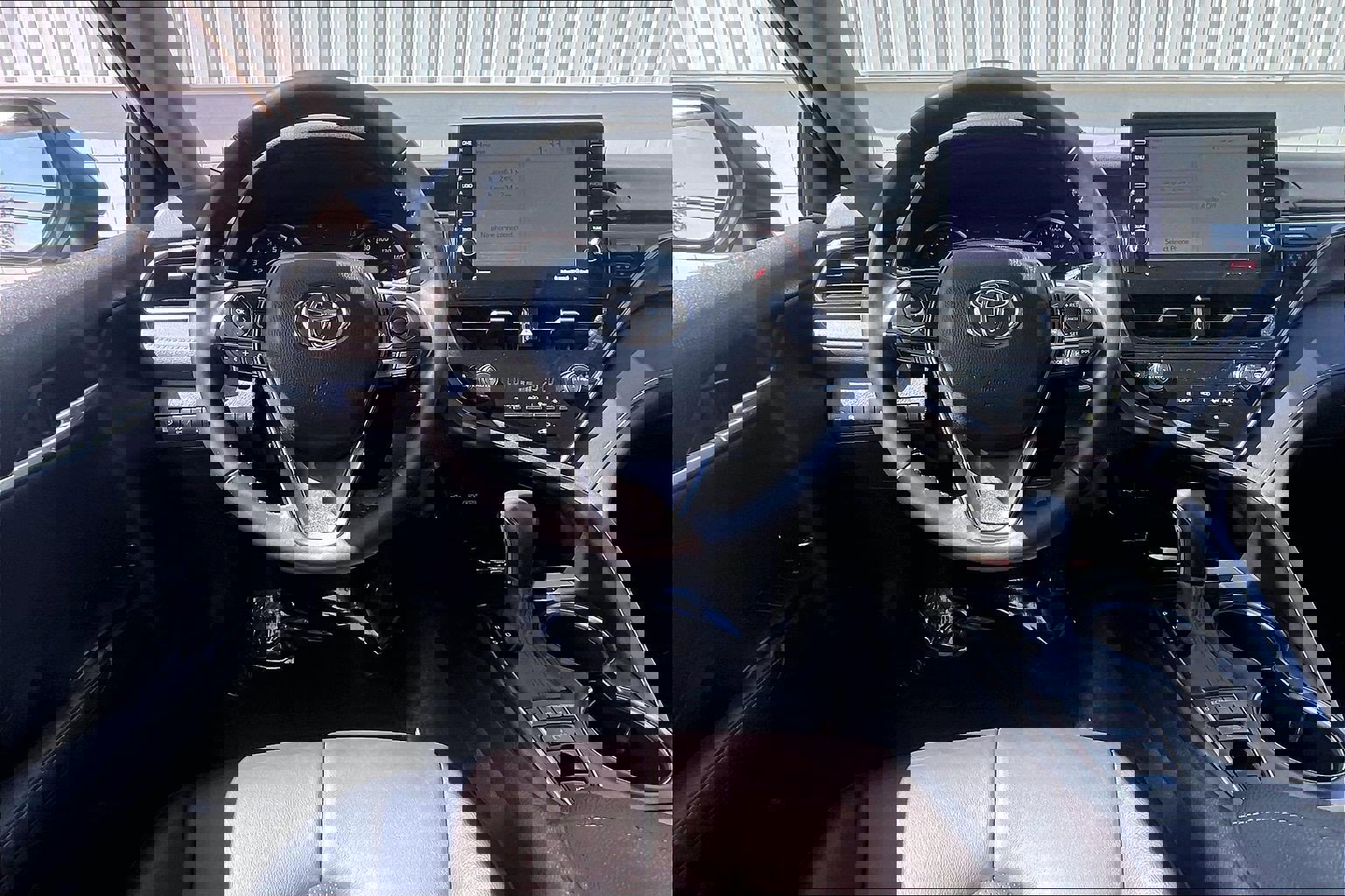 Used 2023 Toyota Camry XSE image 6