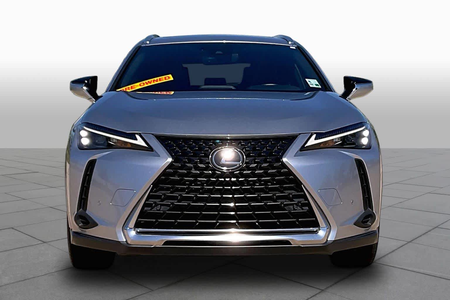 Used 2023 Lexus UX 250h FWD w/ Accessory Package (Z2) image 4