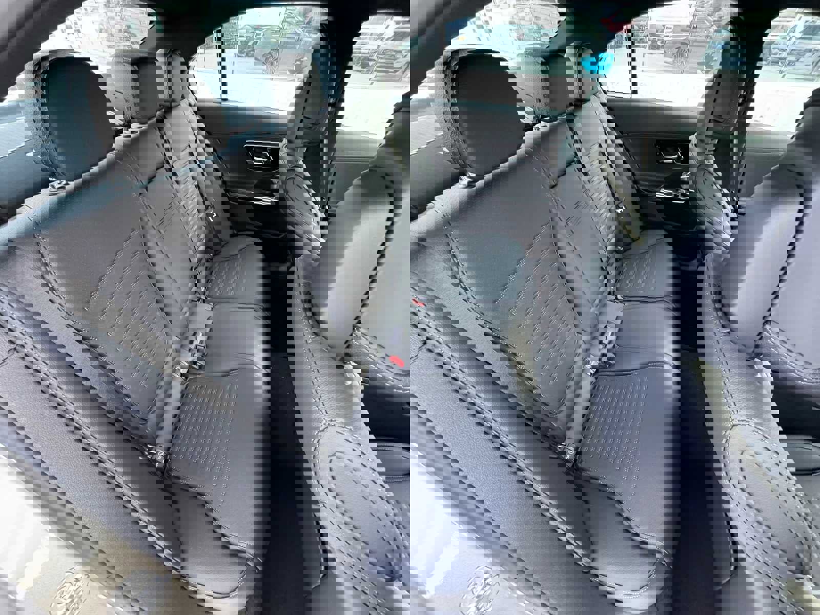 Used 2024 Mercedes-Benz C 300 4MATIC Sedan image 16