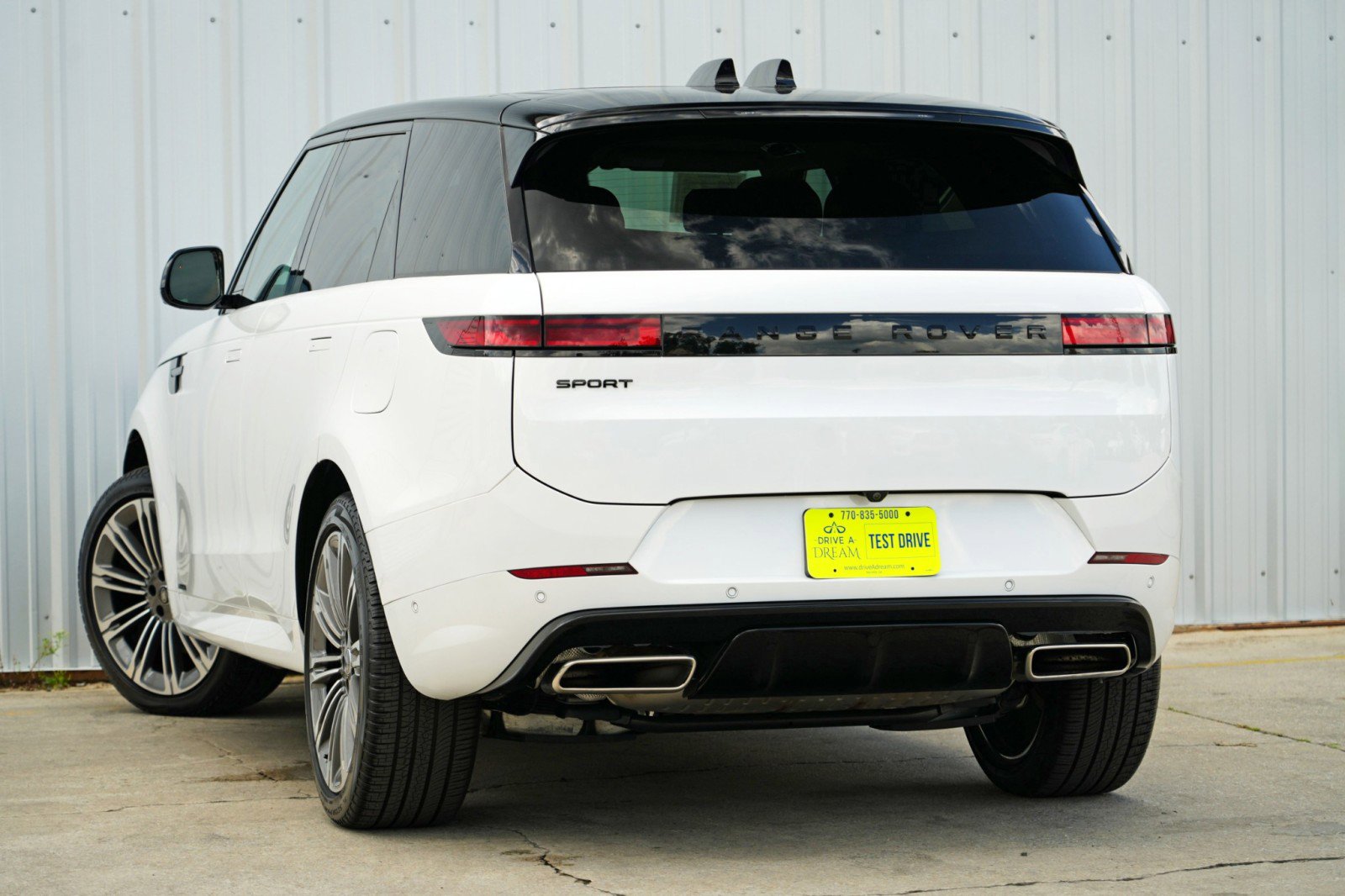 Used 2024 Land Rover Range Rover Sport Autobiography image 6