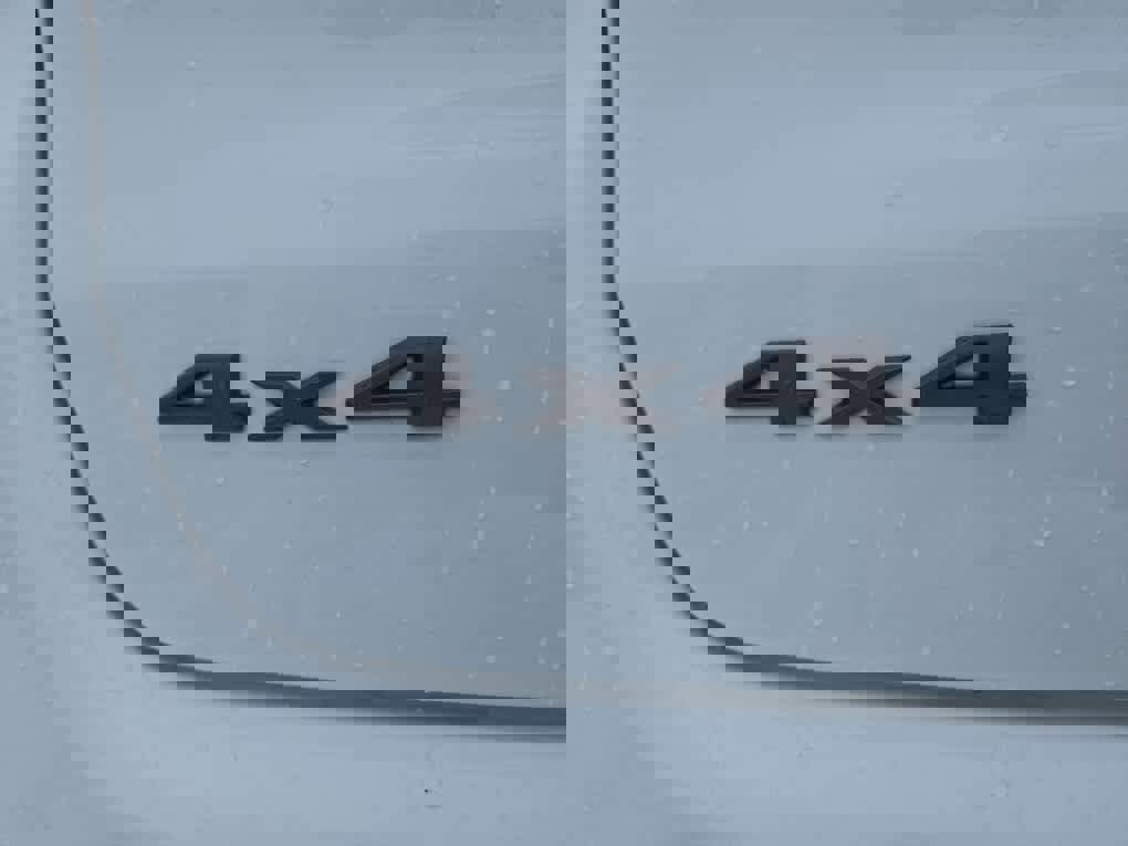 Used 2024 Jeep Compass Trailhawk image 9