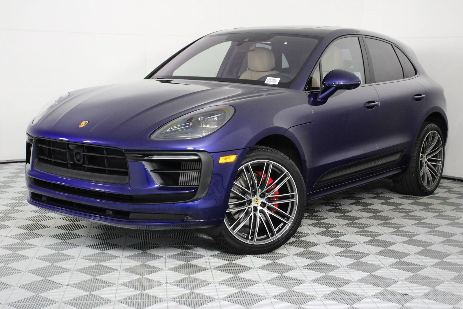 Certified 2026 Porsche Macan S AWD/4WD image 35
