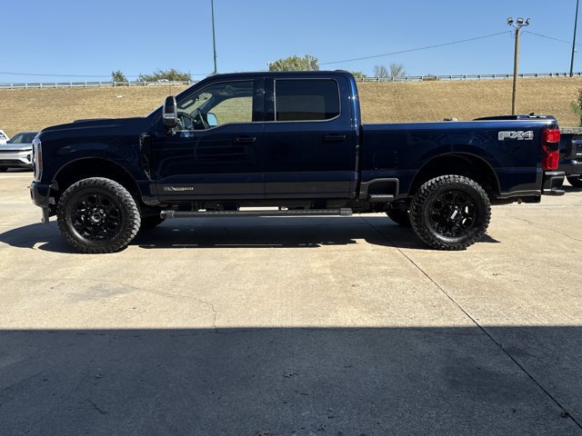 Used 2025 Ford F250 Lariat w/ Black Appearance Package AWD/4WD image 12
