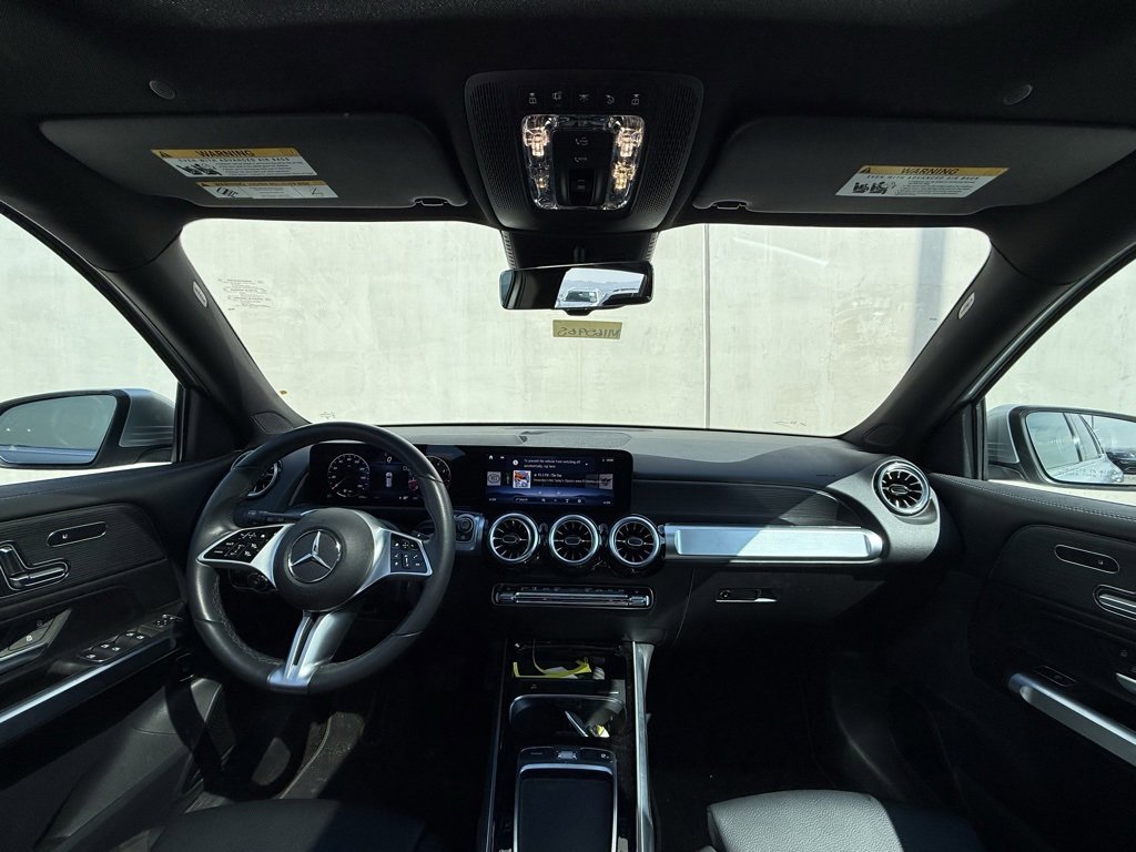 Used 2024 Mercedes-Benz GLB 250 image 6