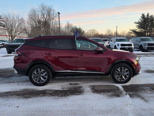 Certified 2025 Kia Sportage SX Prestige image 9