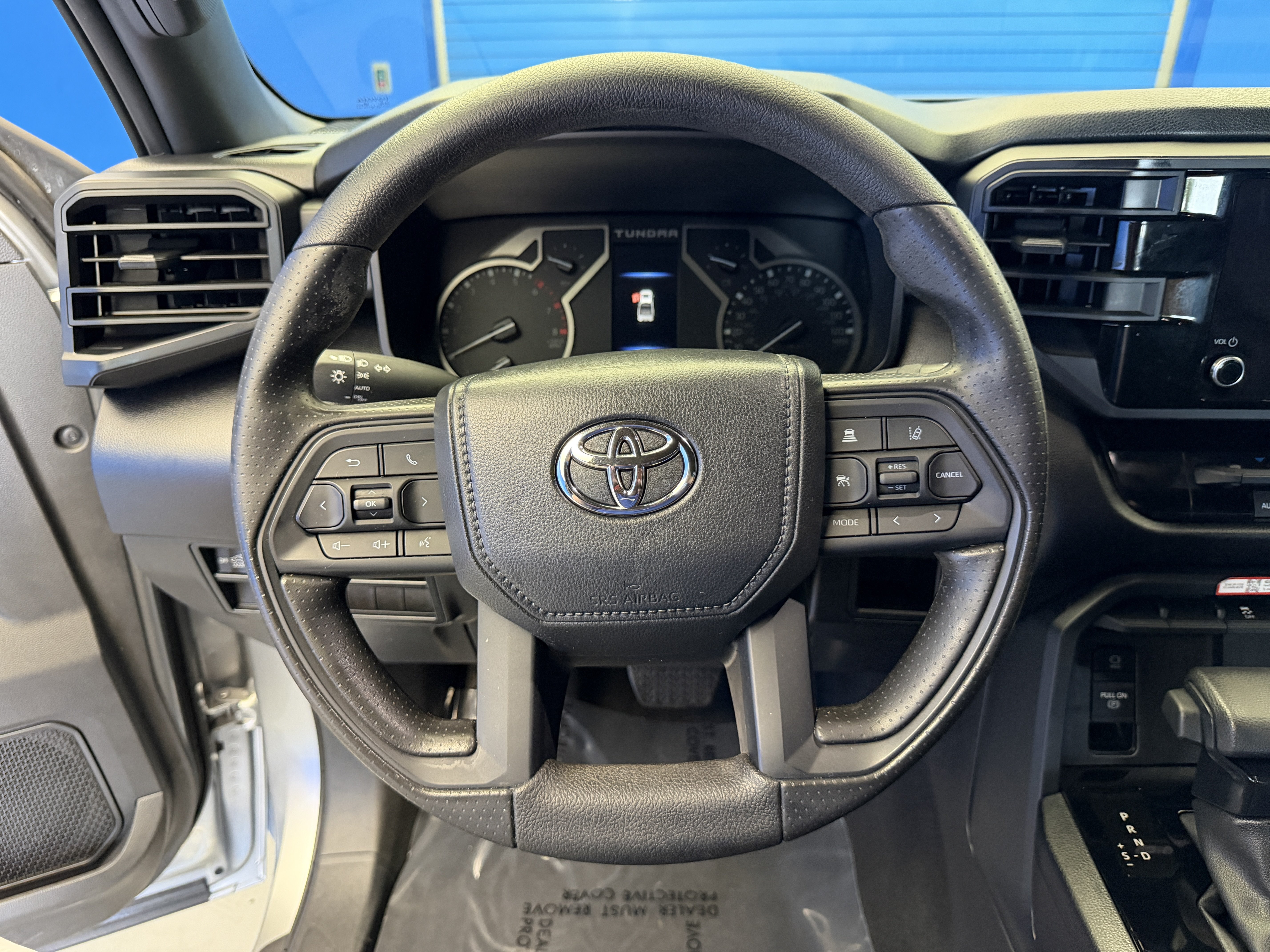 Used 2025 Toyota Tundra SR w/ SR Tow Package AWD/4WD image 14