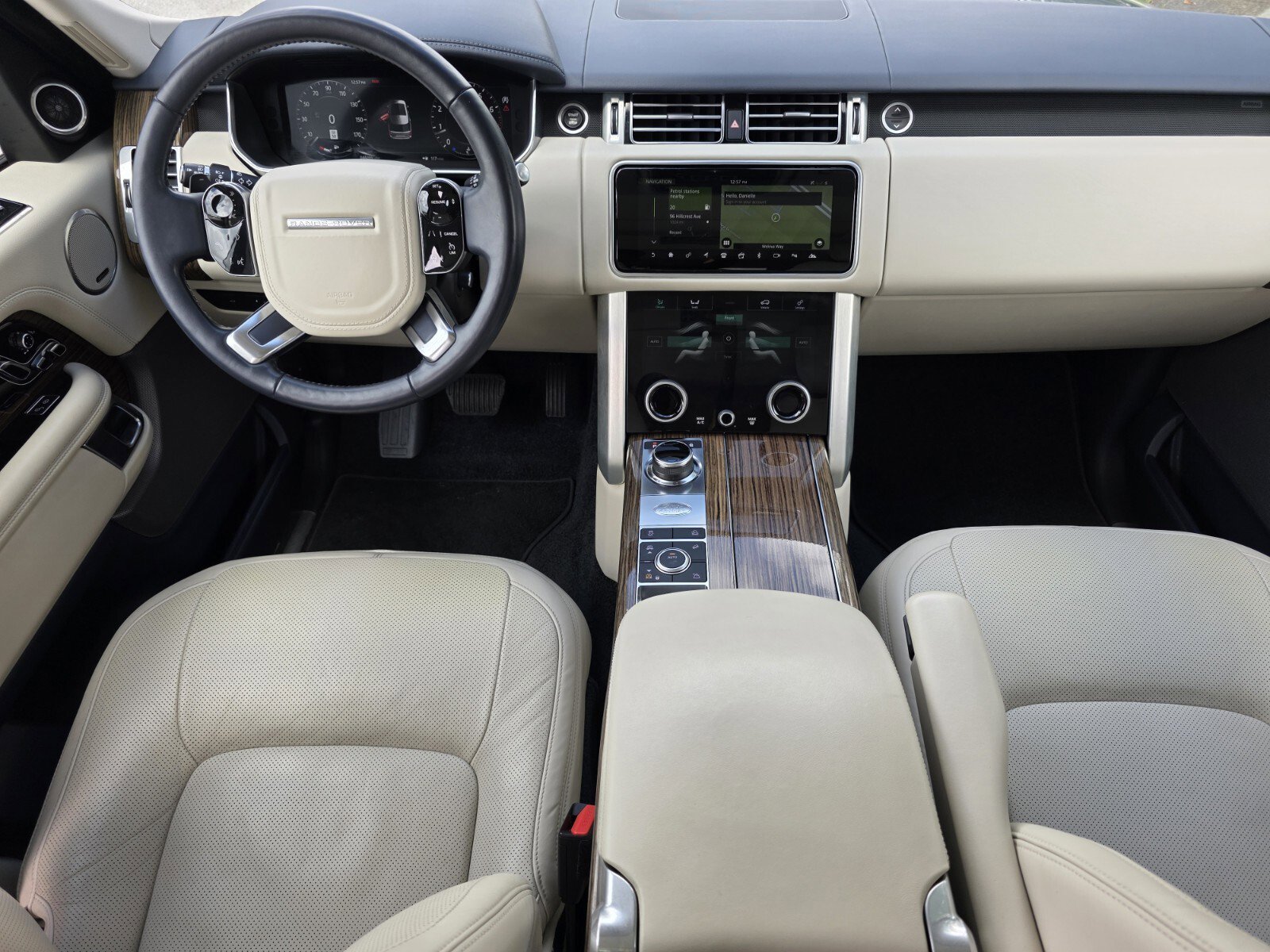 Used 2019 Land Rover Range Rover Long Wheelbase Supercharged image 4