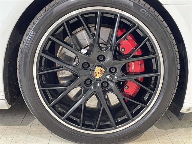 Used 2021 Porsche Panamera GTS image 16