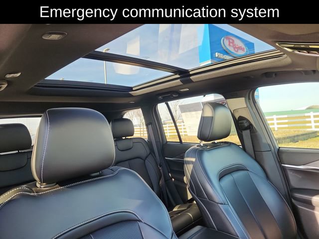 Used 2025 Jeep Grand Cherokee Limited w/ Luxury Tech Group II image 26