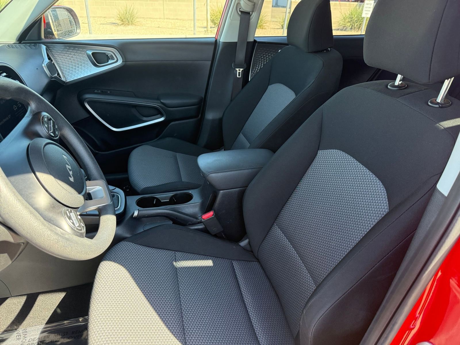 Used 2025 Kia Soul LX w/ LX Technology Package image 36