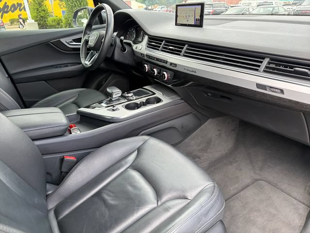 Used 2019 Audi Q7 2.0T Premium w/ Convenience Package AWD/4WD image 24