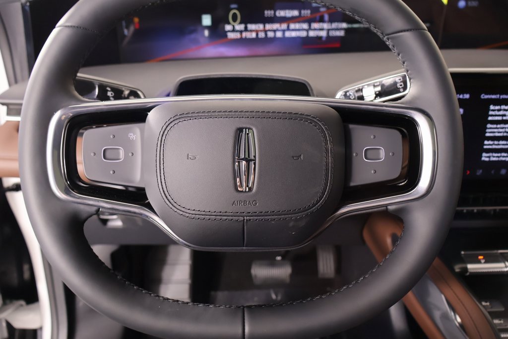 New 2026 Lincoln Nautilus Reserve image 3