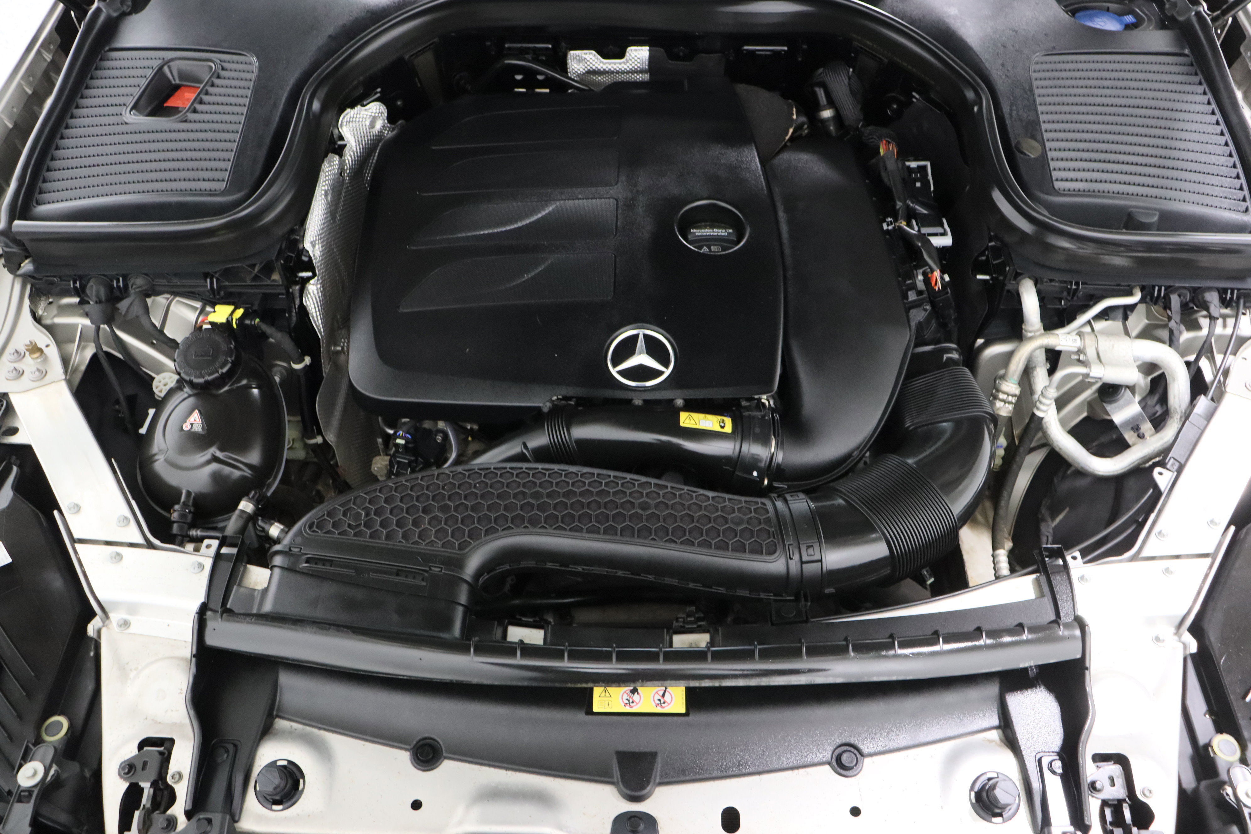 Used 2020 Mercedes-Benz GLC 300 4MATIC image 41