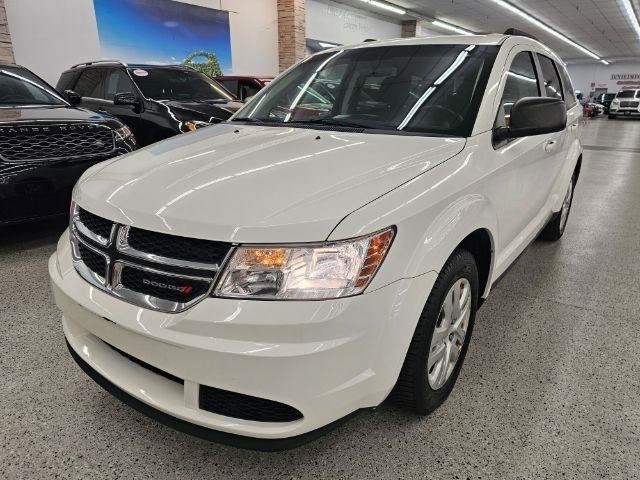 Used 2018 Dodge Journey SE w/ Connectivity Group FWD video 1
