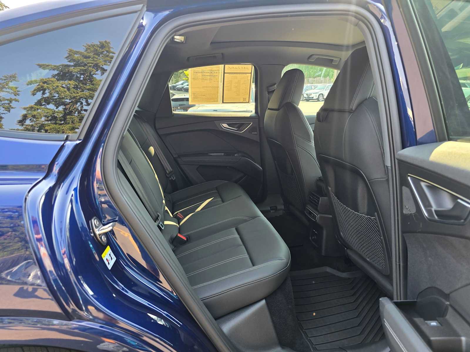 Used 2023 Audi Q4 e-tron Prestige AWD/4WD image 12