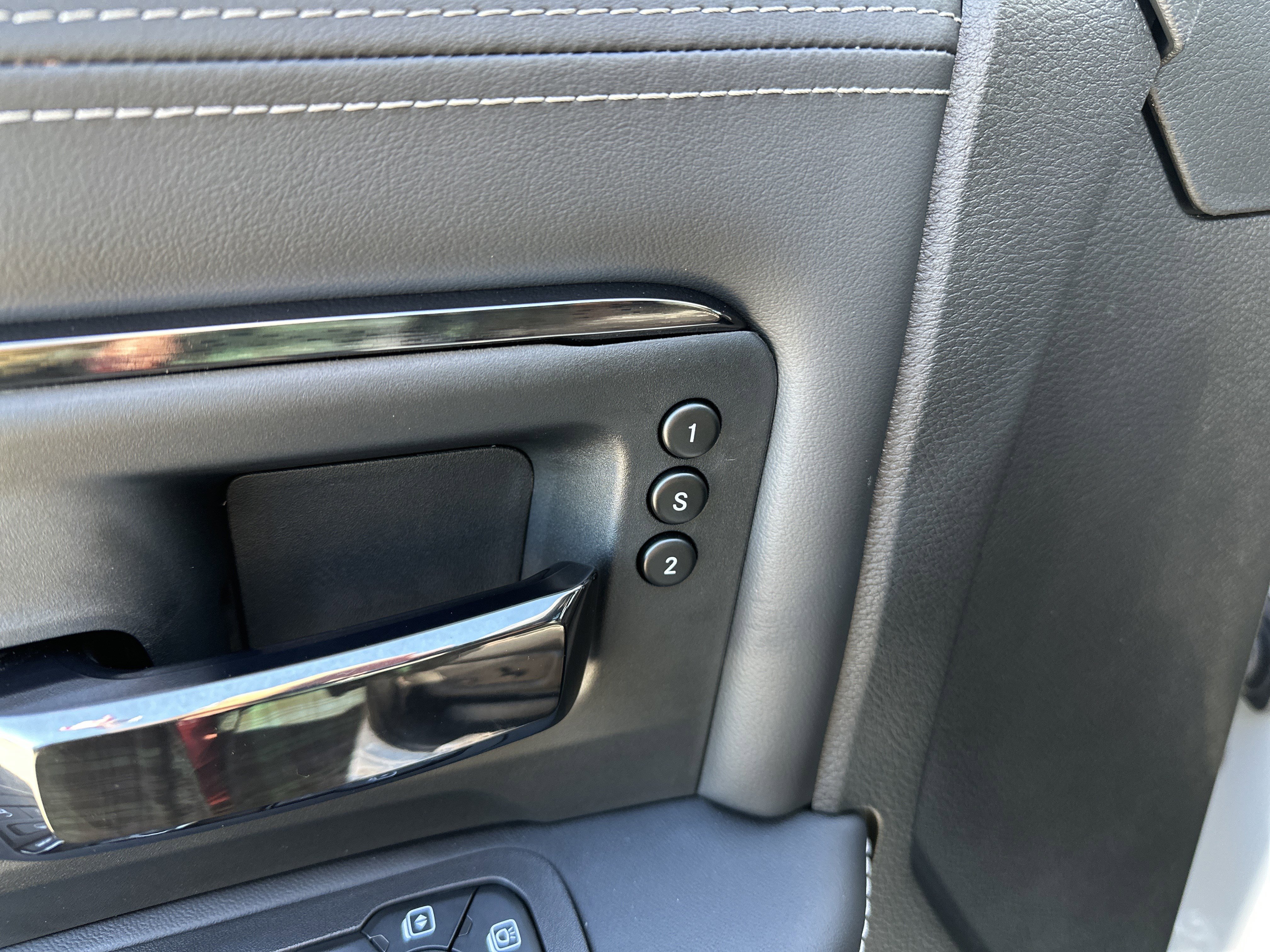 Used 2025 RAM 2500 Limited image 12