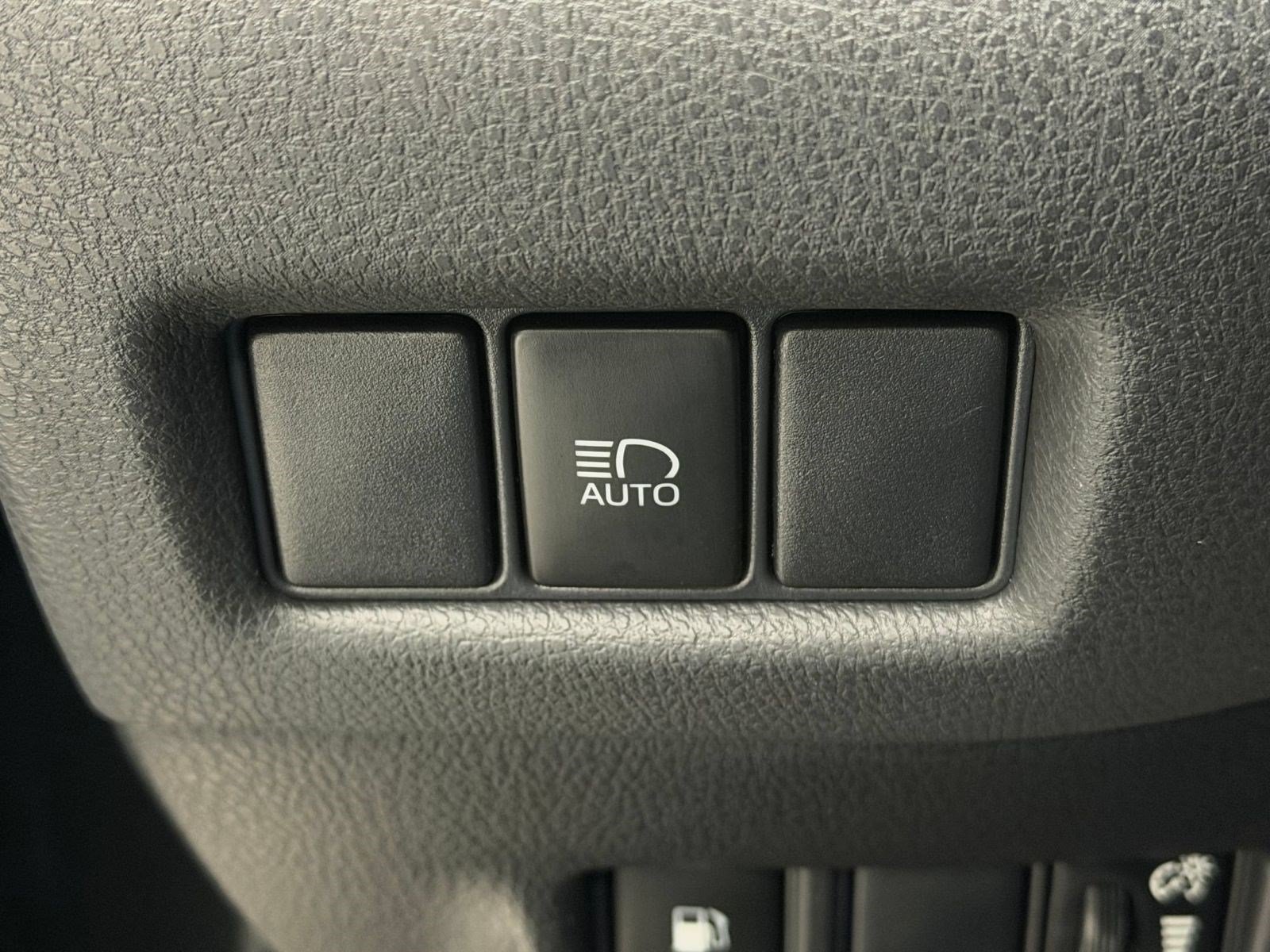 Used 2021 Toyota C-HR Nightshade FWD image 28
