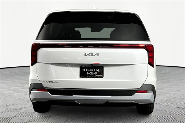 New 2026 Kia Carnival LX image 5