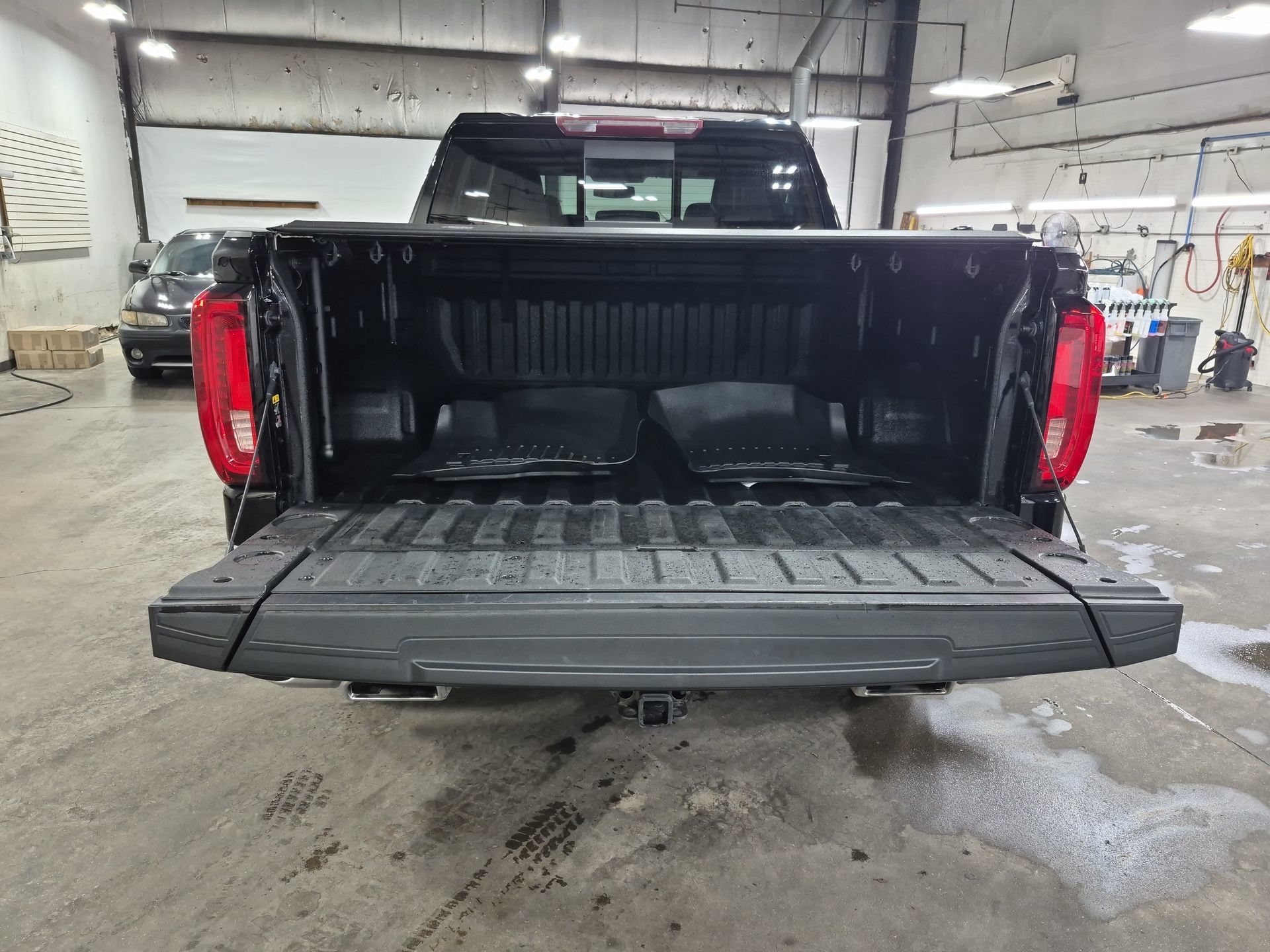 Used 2019 GMC Sierra 1500 SLT AWD/4WD image 26