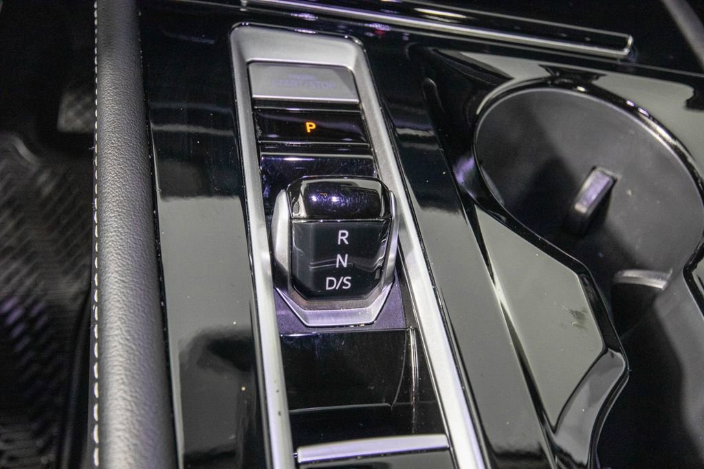 Used 2024 Volkswagen Atlas SE image 27