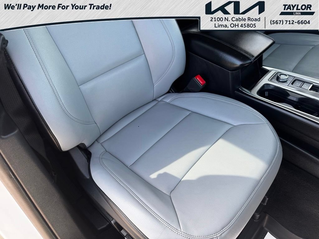 Used 2021 Ford Explorer XLT w/ Equipment Group 202A AWD/4WD image 11
