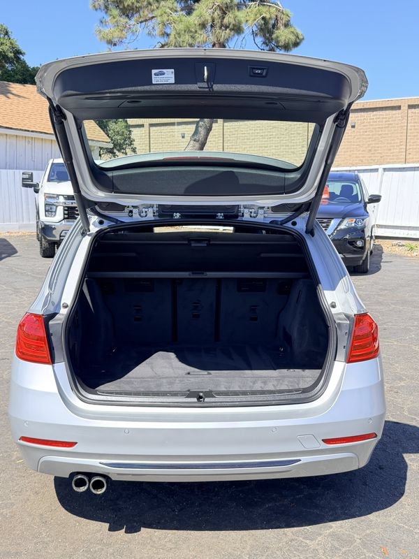 Used 2014 BMW 328i xDrive Wagon AWD/4WD image 13