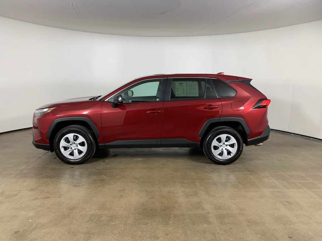 Used 2024 Toyota RAV4 LE AWD/4WD image 14