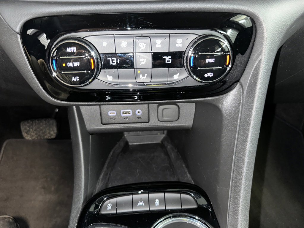 Certified 2023 Buick Encore GX Select w/ Safety Package II image 14