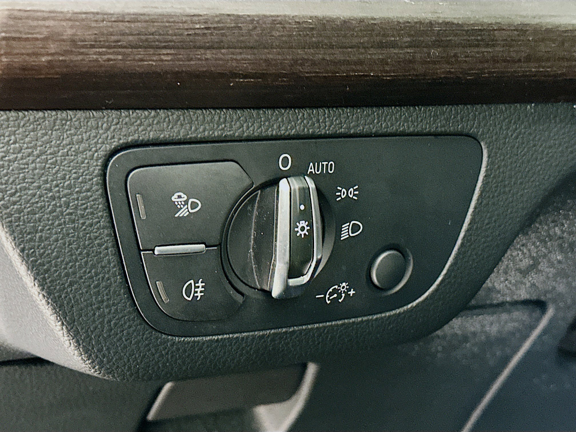 Used 2024 Audi Q5 2.0T Premium Plus image 16