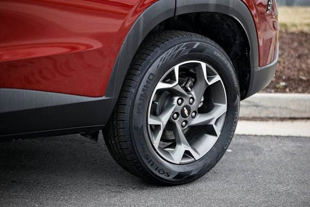 Used 2025 Chevrolet Trax LT image 6