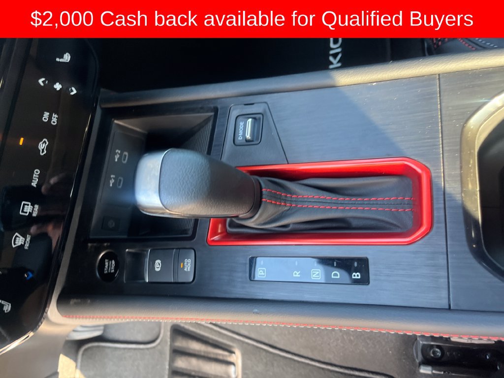 New 2027 Nissan Kicks SR w/ SR Premium Package FWD image 28