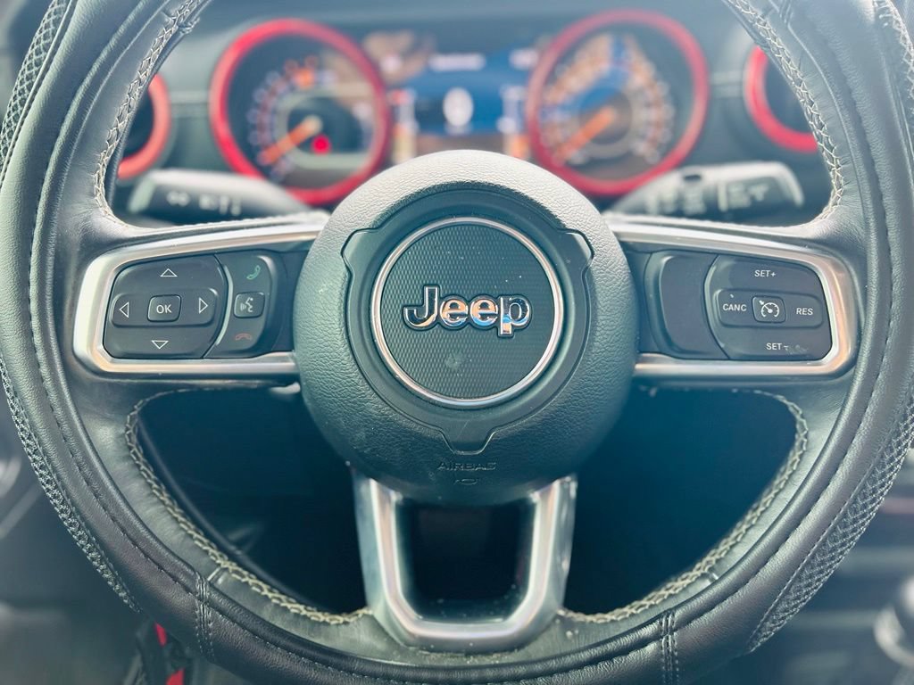 Used 2019 Jeep Wrangler Unlimited Sahara w/ Cold Weather Group AWD/4WD image 23