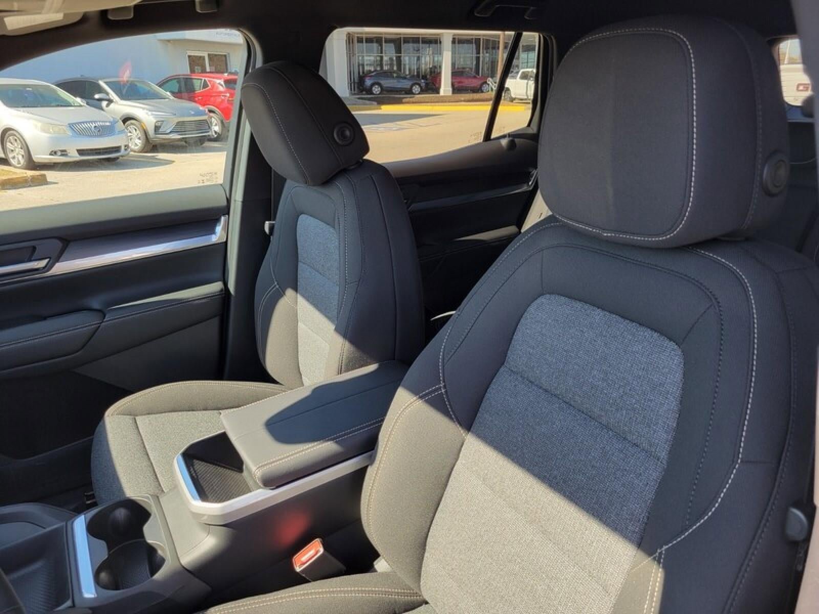 New 2026 GMC Terrain Elevation image 11