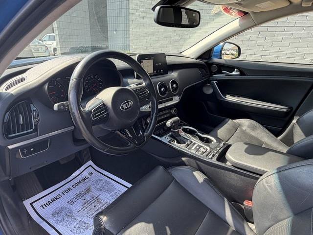 Used 2018 Kia Stinger Premium AWD/4WD image 11