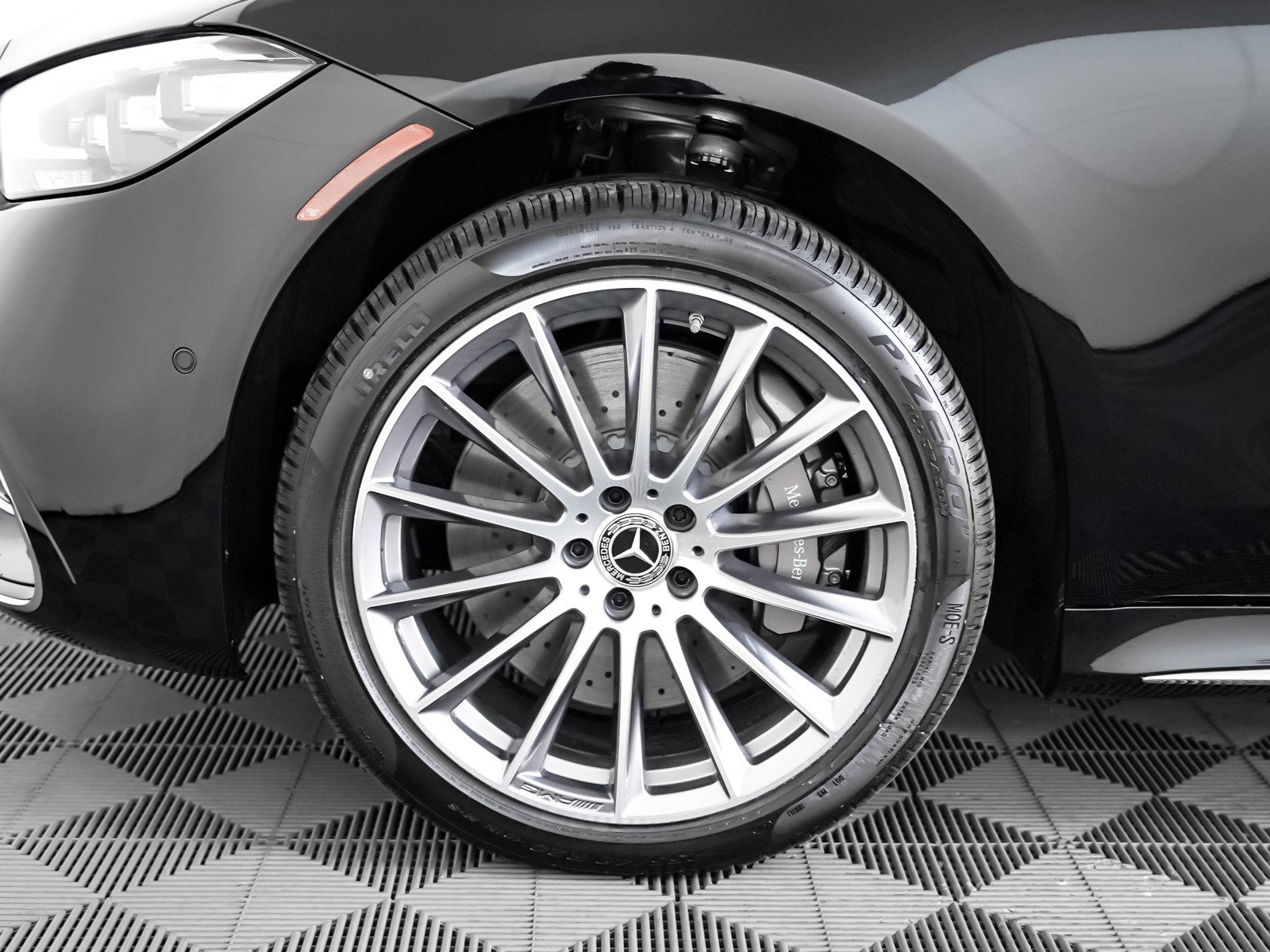 New 2026 Mercedes-Benz S 580 4MATIC Sedan image 6