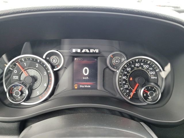 New 2024 RAM 3500 Tradesman w/ Chrome Appearance Group AWD/4WD image 13