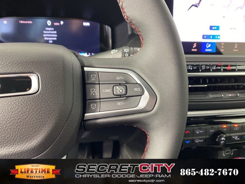 New 2026 Jeep Compass Trailhawk w/ Sun, Sound & Navigation Group image 17