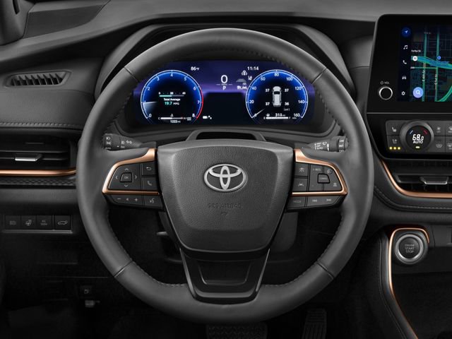 Used 2025 Toyota Highlander Limited image 8