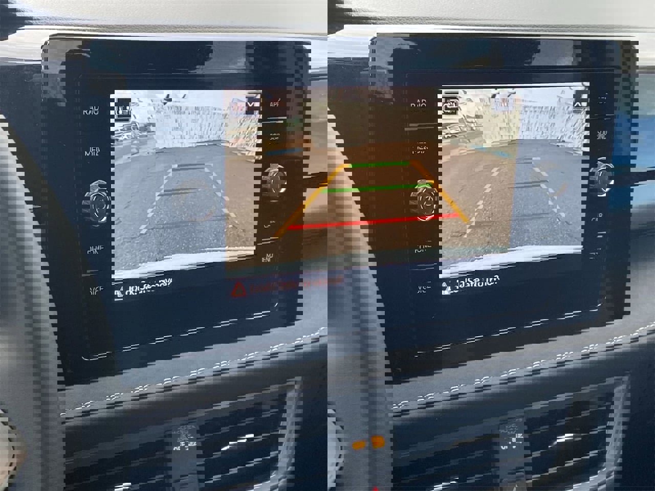 New 2026 Volkswagen Taos SE image 23