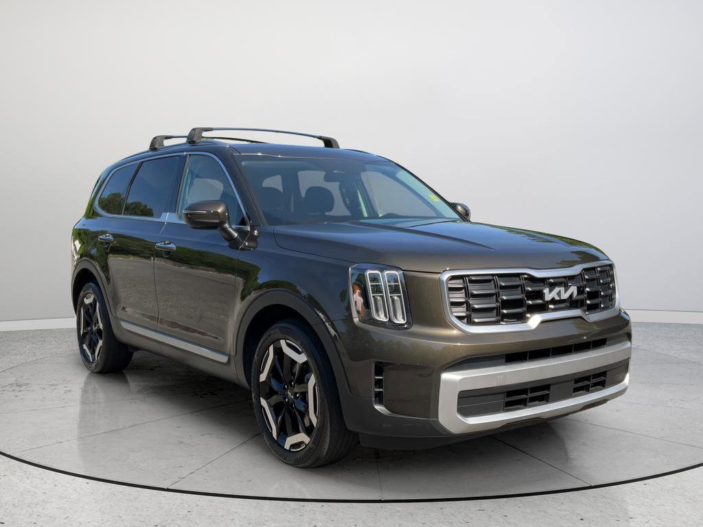 Used 2023 Kia Telluride S image 1