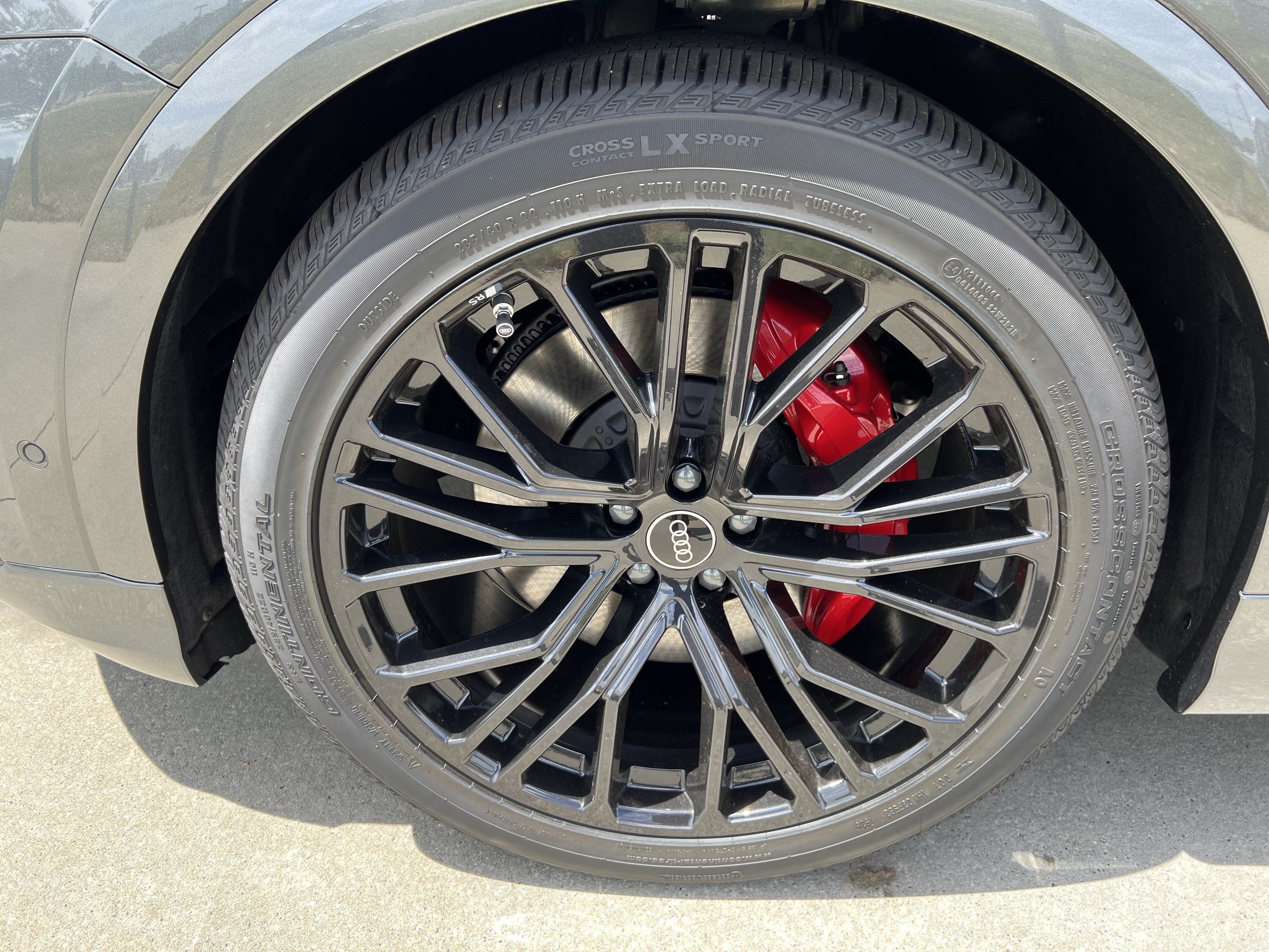 New 2026 Audi SQ8 Prestige AWD/4WD image 12