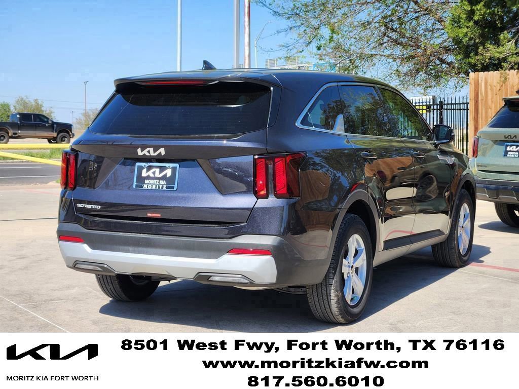 New 2026 Kia Sorento LX FWD image 4